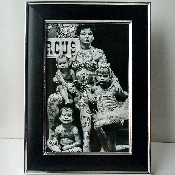 Vintage Tattooed Family Sideshow Circus Freak Show Oddity stunning Frame picture - Picture 2 of 8